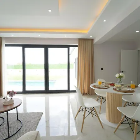 Libero Villa